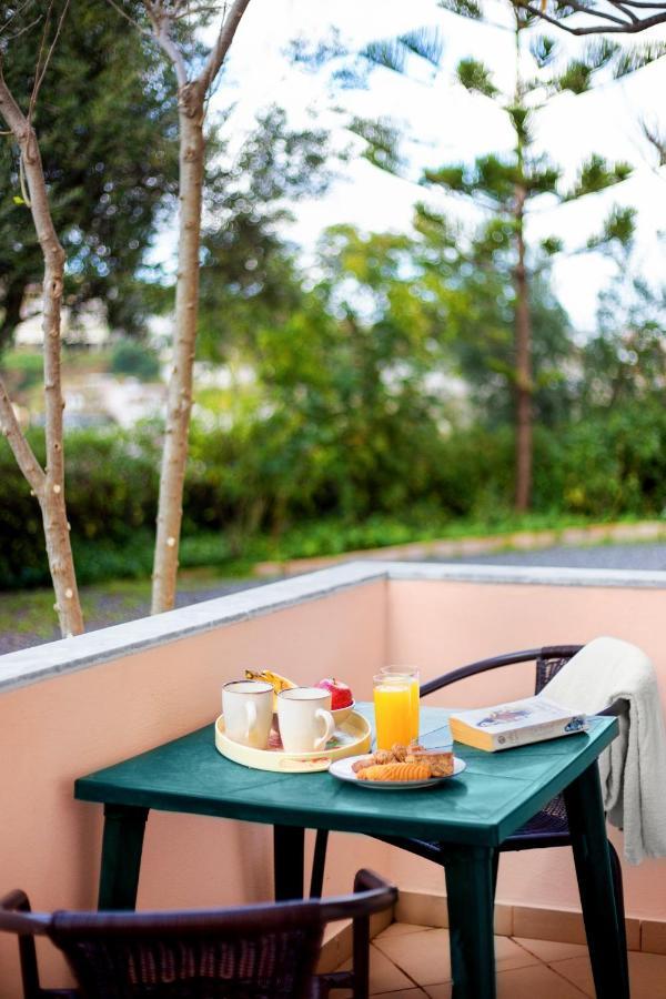 Aphrodite Studios & Apartment Bali  エクステリア 写真