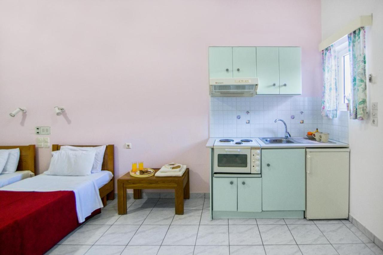Aphrodite Studios & Apartment Bali  エクステリア 写真
